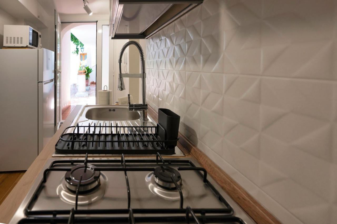 Diomira Apartment Таорміна Екстер'єр фото
